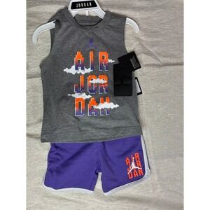 NWT Jordan 2 piece  set size 2t